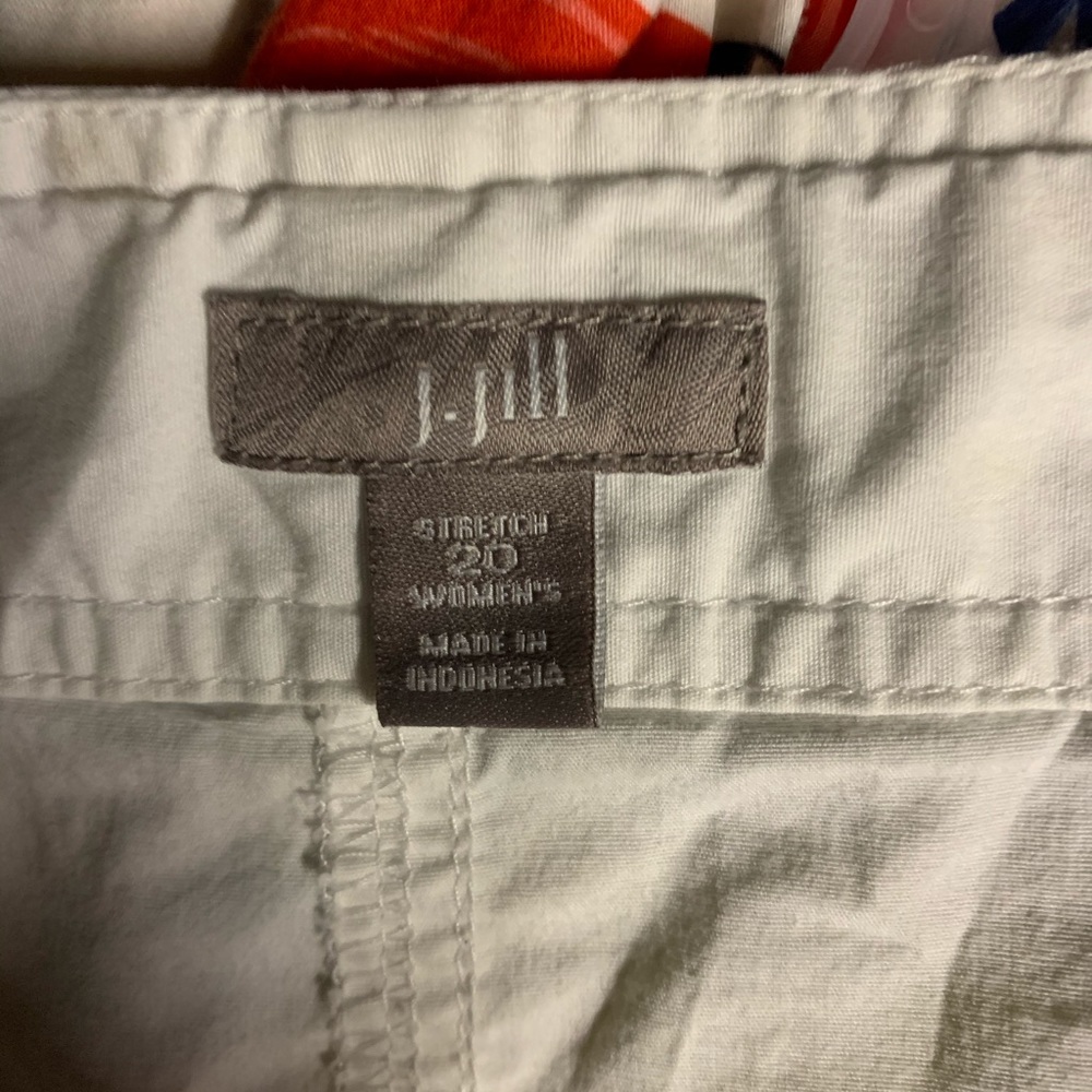 Dress capris - Picture 2 of 2